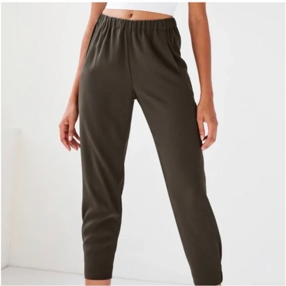 Aritzia Babaton Dexter Twill Pants — Dark Olive Green